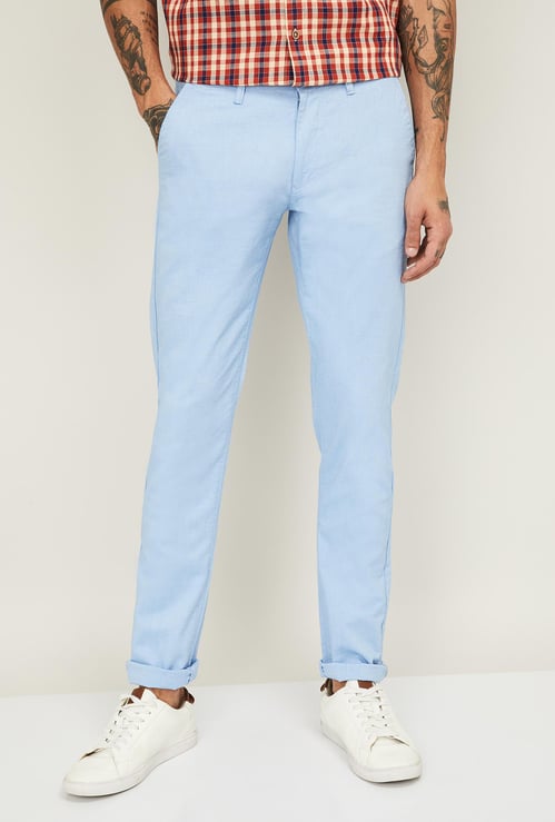 VH SPORTS Men Textured Slim Tapered Casual Trousers