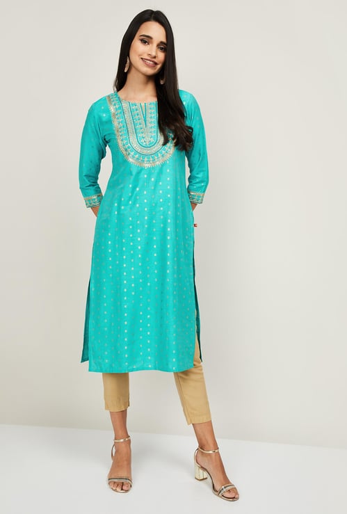 SPAN Women Embroidered Three-Quarter Sleeves Straight Kurta