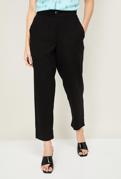 AND Women Solid Cropped Pants