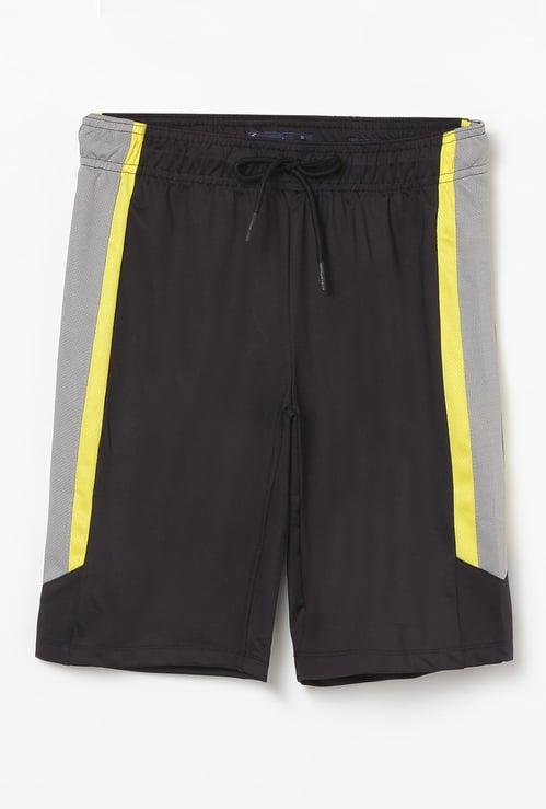 INDIAN TERRAIN Boys Colourblocked Elasticated Shorts