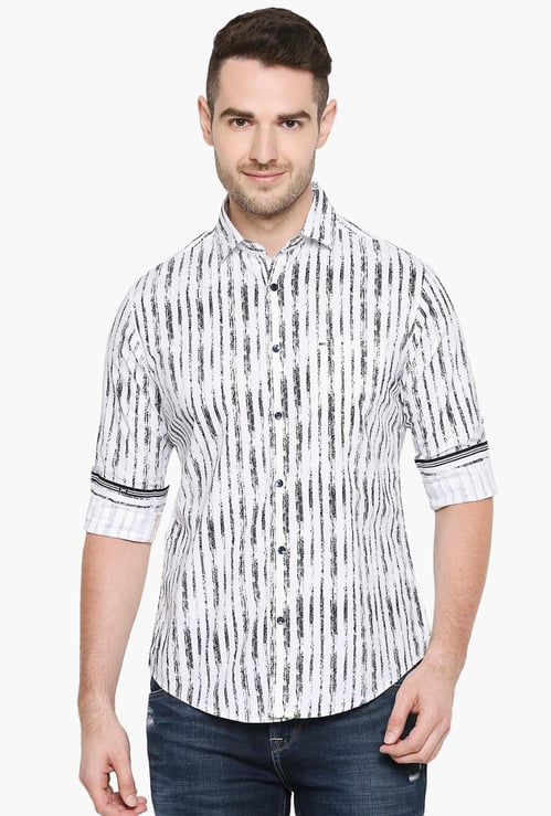 KILLER Men Printed Slim Fit Casual Shirt