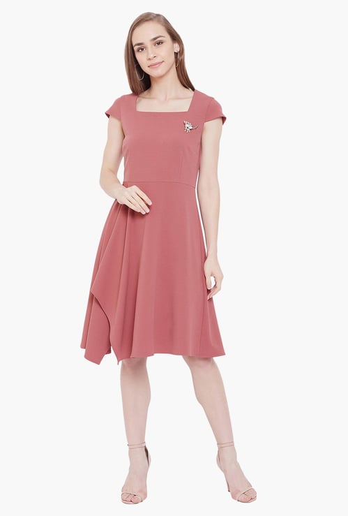 MADAME Women Solid Short Sleeves A-line Dress