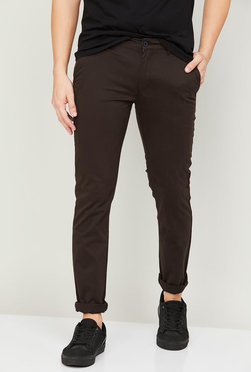 FAME FOREVER Men Solid Slim Tapered Fit Trousers