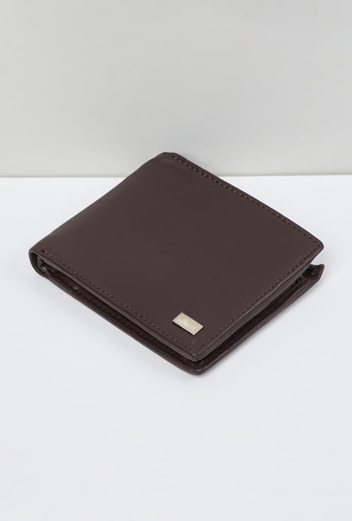 Men Solid Bi-Fold Wallet 