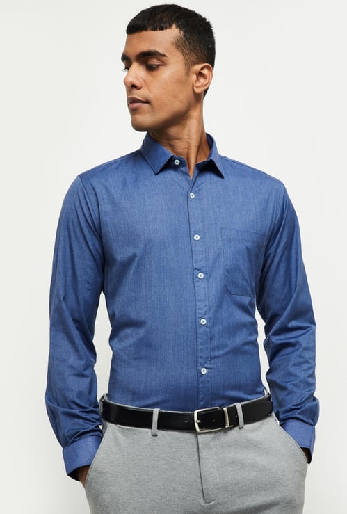 Men Solid Smart Fit Formal Shirt 