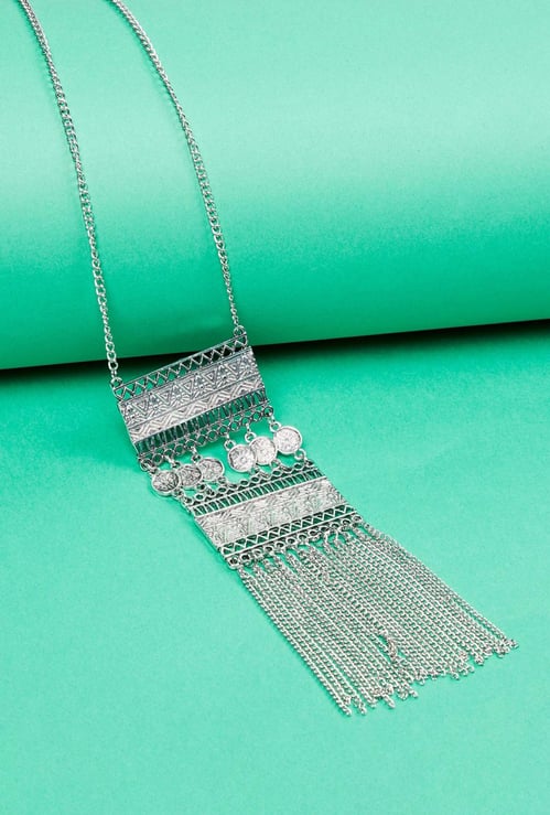MAX Embellished Tassel Detail Necklace