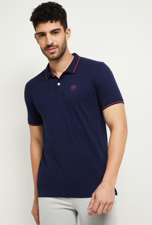 Men Solid Slim Fit Polo