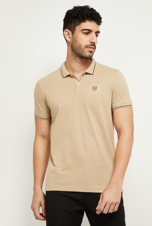 Men Solid Slim Fit Polo