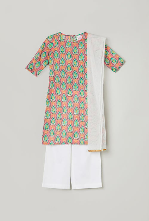 Girls Printed Round Neck Kurta with Pyjama And Dupatta