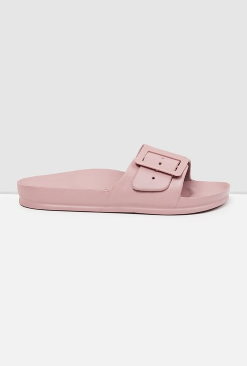 Women Solid Buckle Detailed Sliders
