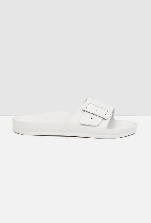 Women Solid Buckle Detailed Sliders