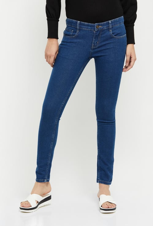 Women Solid Skinny Fit Jeans