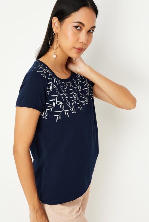  Women Cotton Printed Round Neck T-shirt