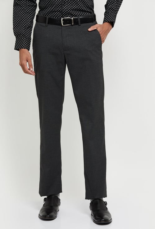 Men Solid Slim Fit Formal Trousers 