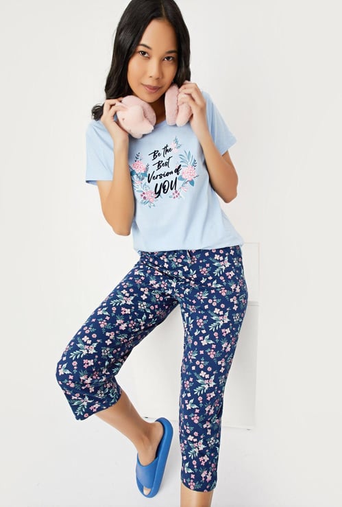 Women Printed Cotton Lounge T-shirt with Capris