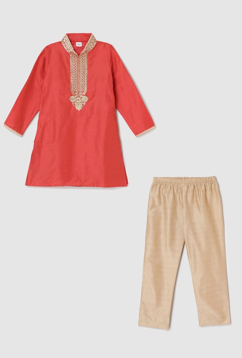 Boys Embroidered Kurta and Pyjamas