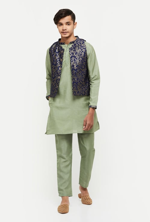 Boys Solid Kurta With Solid Pants And Printed Waistcoat