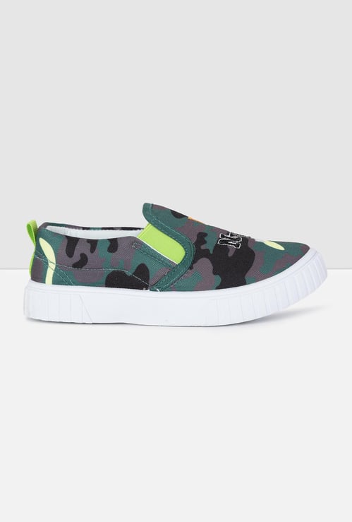 Boys Camouflage Slip-On Casual Shoes