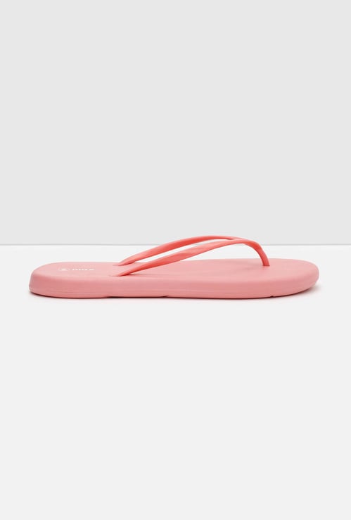 Women Solid Flip Flops
