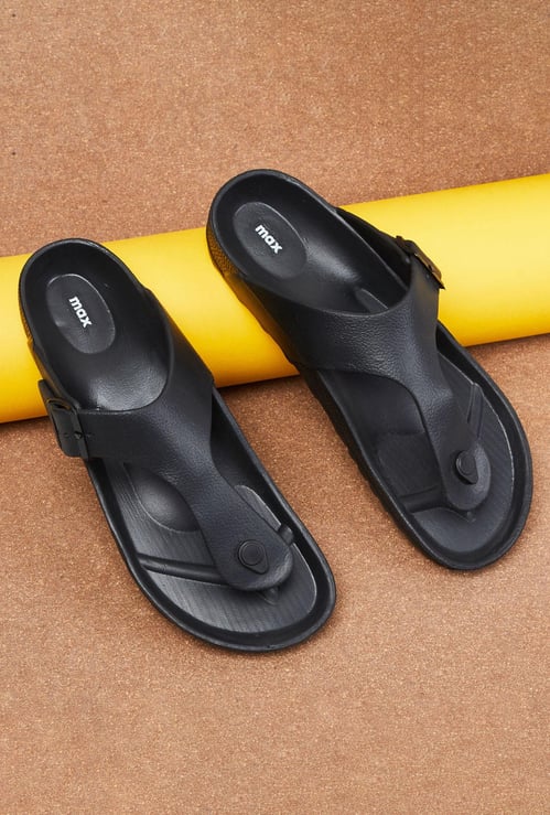 Men Solid T-Strap Sandals