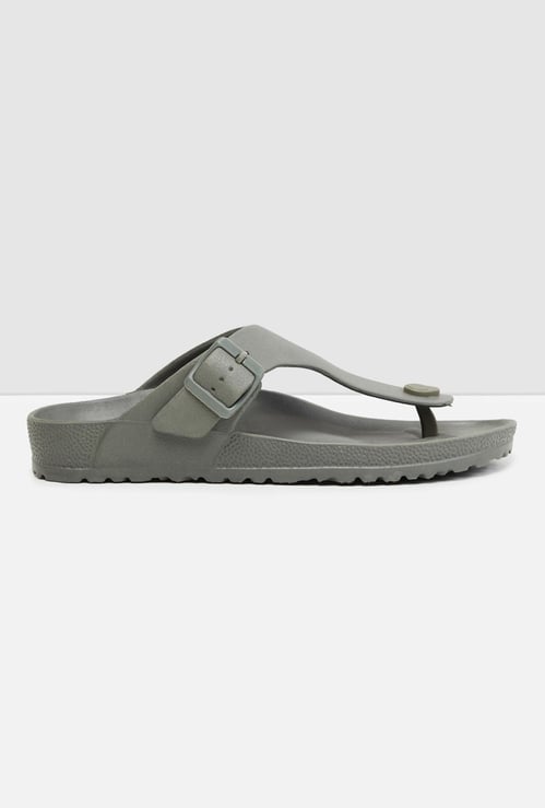 Men Solid T-Strap Sandals