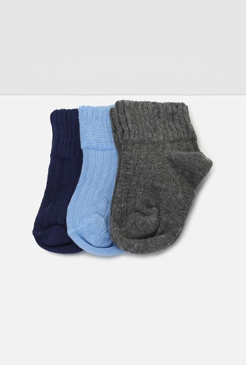 Boys Solid Ankle Length Socks - Pack of 3