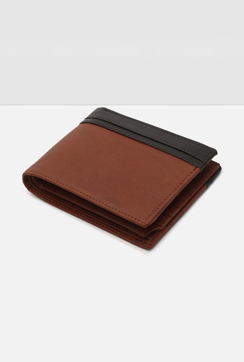 Men Colourblock Leather Bi-Fold Wallet