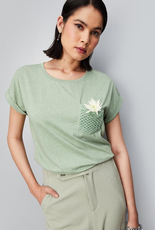 Women Crochet Pocket T-shirt