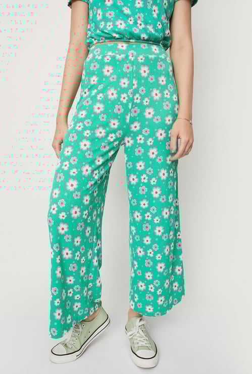 Women Floral Printed Flared Trousers