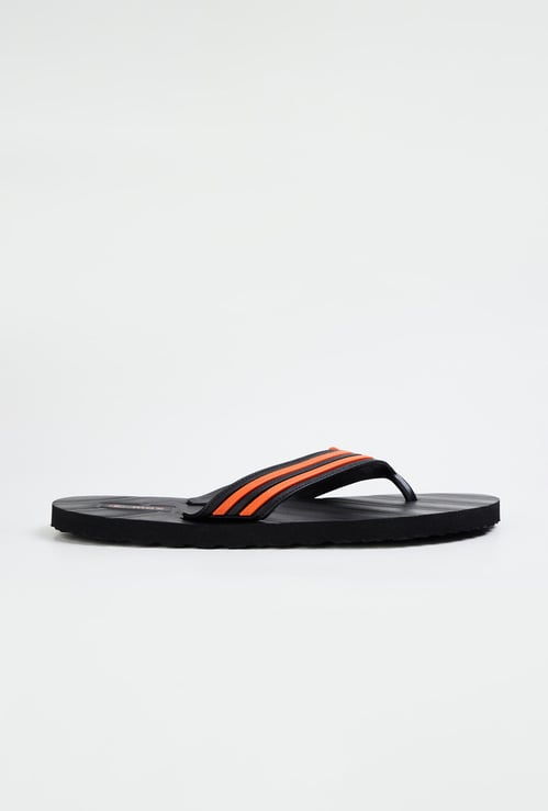 Men Striped V-Strap Slippers