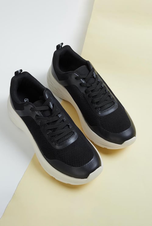 Men Colourblock Sports Shoes