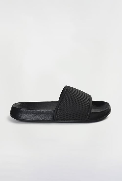 Men Textured Open-Toe Sliders