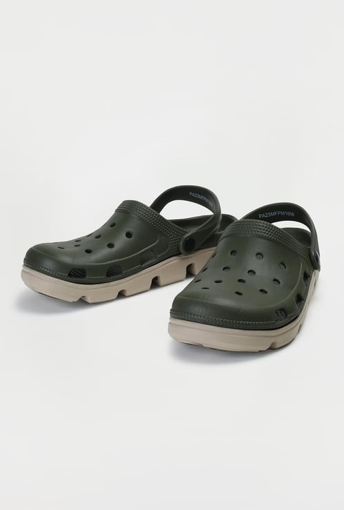 Men Colourblocked Clogs with Pivoting Strap