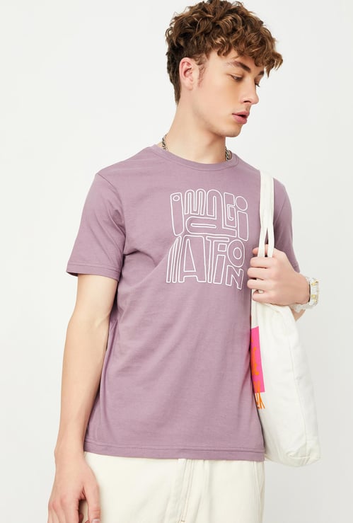Men Slim Fit Graphic Printed T-shirt