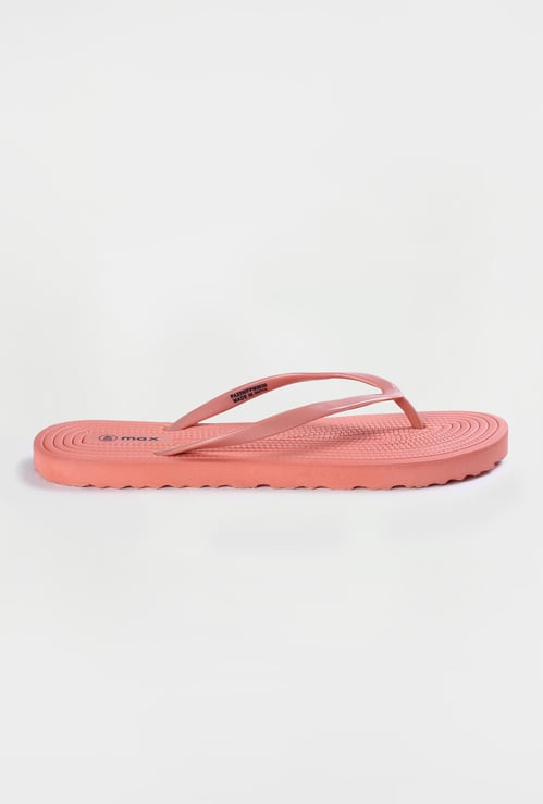 Women Textured Flip Flops