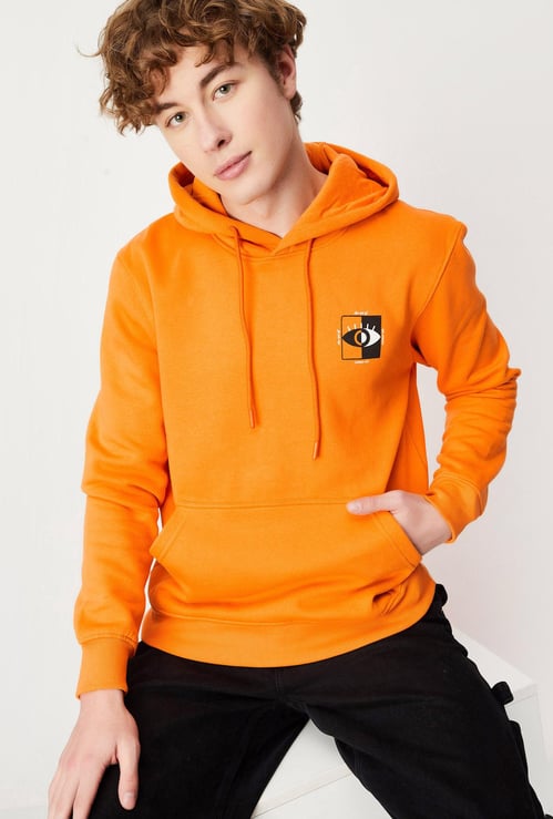 Men Solid Slim Fit Hooded Sweatshirt