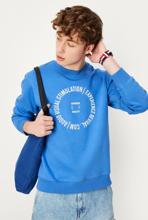 Men Typographic Printed Sweatshirt