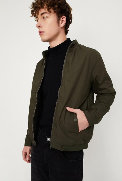 Men Solid Lightweight Jacket