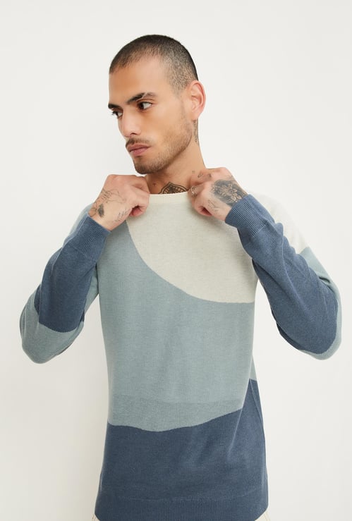 Men Colourblocked Slim Fit Sweater