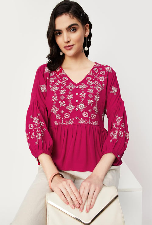 Women Embroidered Tunic