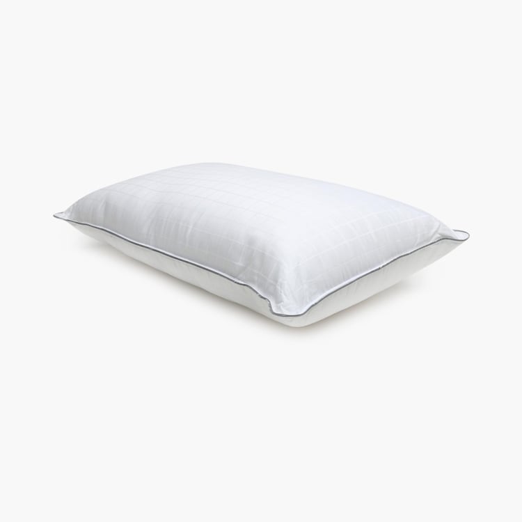 Cloud Geometric Pillow - Single Pc. - Cotton - 70 cm x 45 cm. - White 