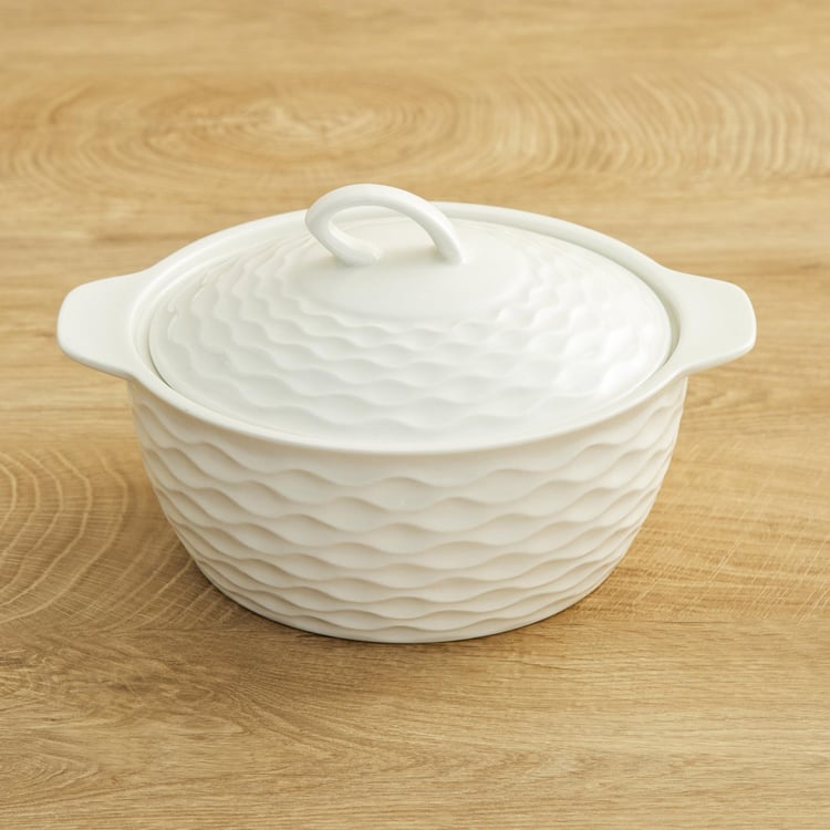 Brook Textured Serving Bowl - Ceramic -1000 ml -Pc Ceramic Sauce Pot 22.7 cm  L x 18.7 cm  W x 13.3 cm  H -White -Microwave Compatible