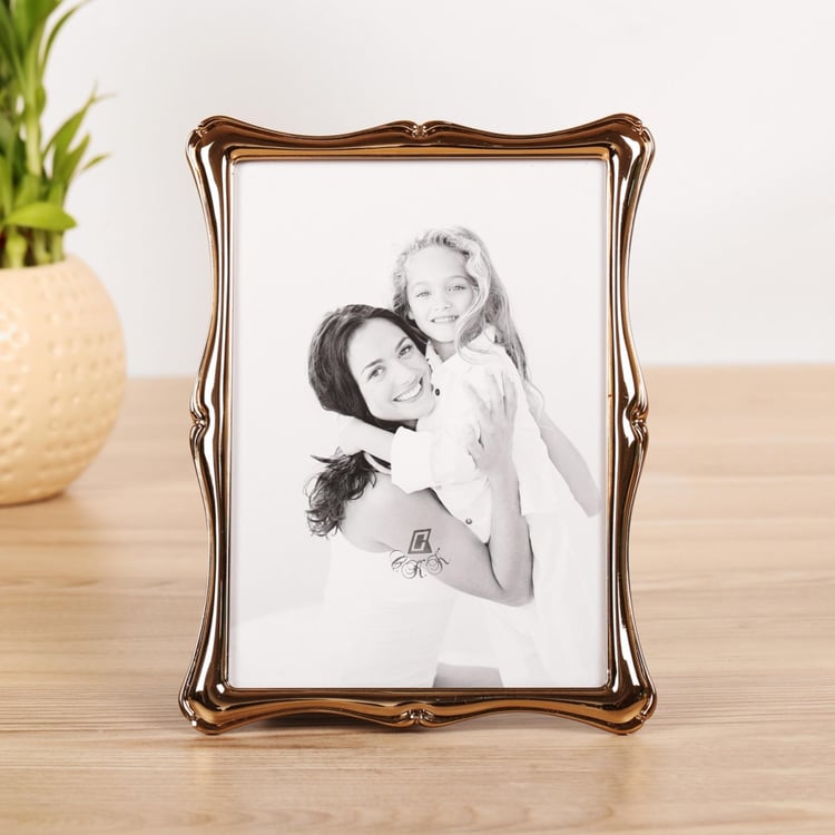 Valentino Curved Photo Frame - 15 X 20 CM