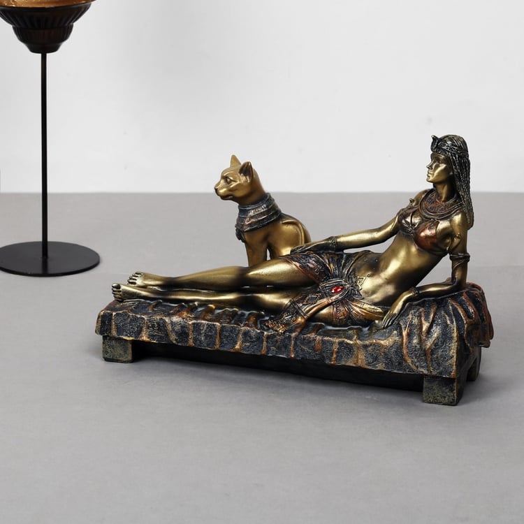 Alaric Plastic Lady On Couch With Animal