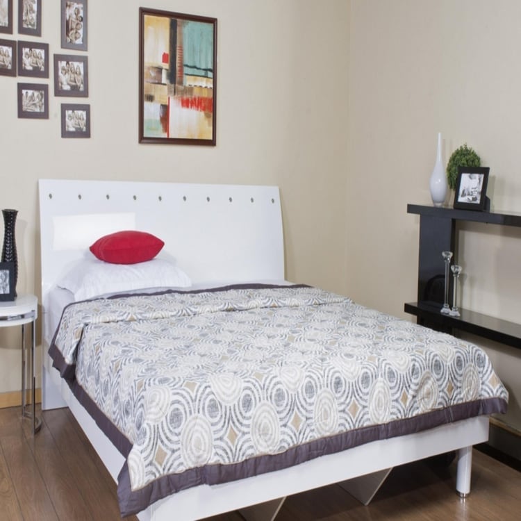 Alaska Queen Bed
