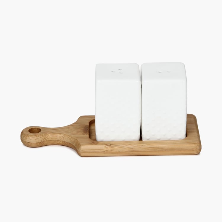 Porcelain Salt & Pepper Shaker With Bamboo Tray