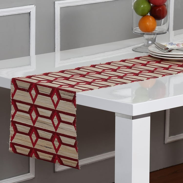 Meadows Garden Straw Table Runner