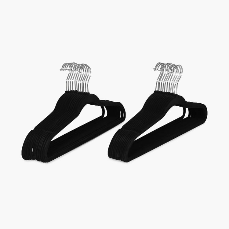 Azure Velvet Hangers Set- 24 Pcs.