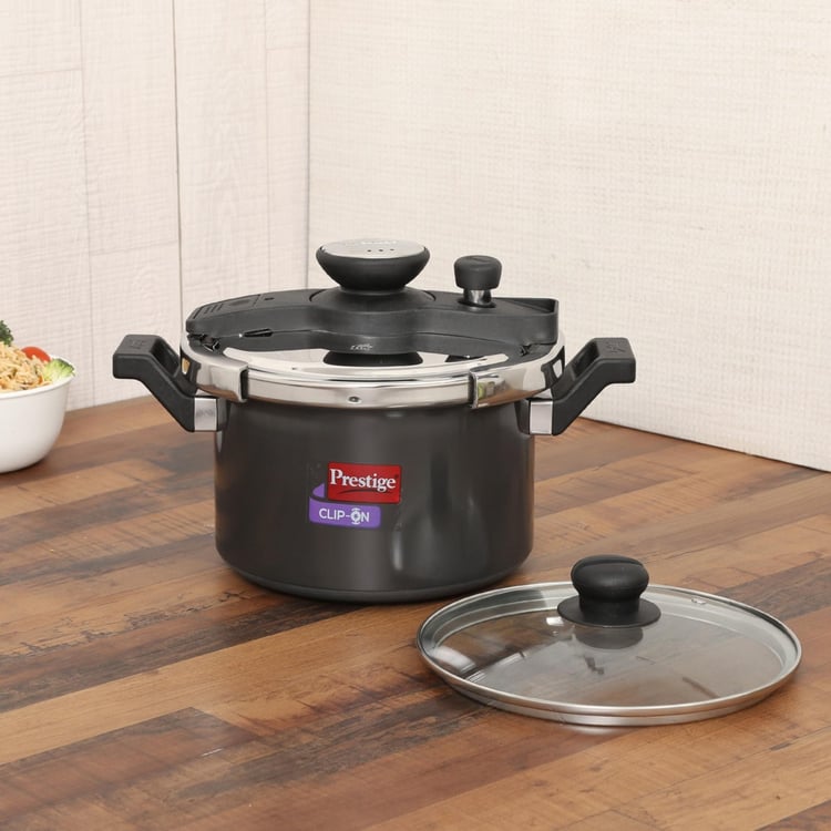 PRESTIGE Clip-On Stainless Steel Pressure Cooker With Glass Lid Accessory- 5 L