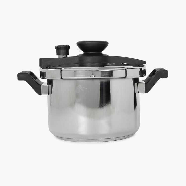 PRESTIGE Clip-On Stainless Steel Pressure Cooker With Glass Lid Accessory- 5 L